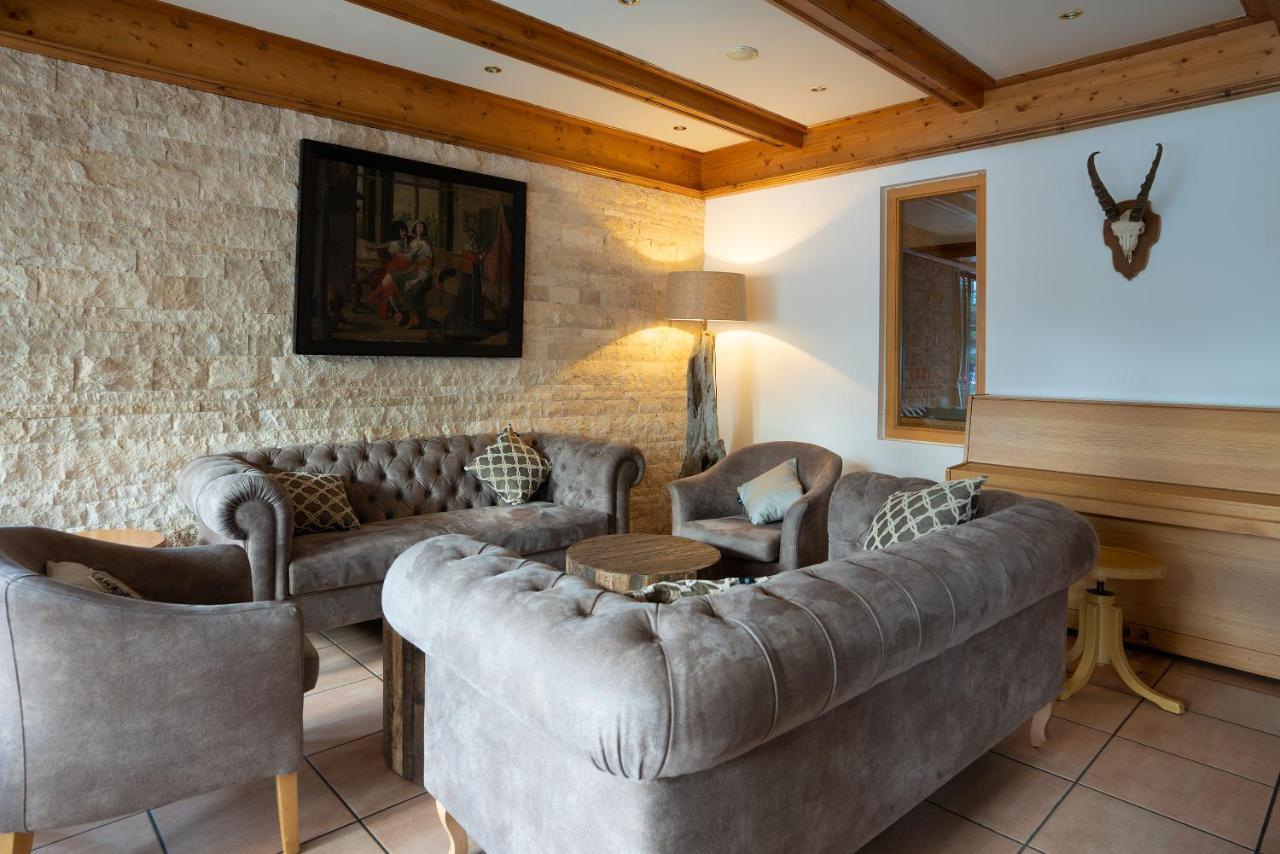 Hotel Central Seefeld in Tirol Eksteriør billede