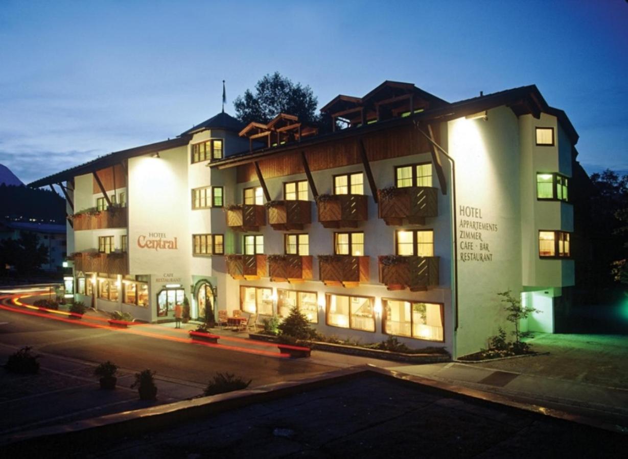 Hotel Central Seefeld in Tirol Eksteriør billede
